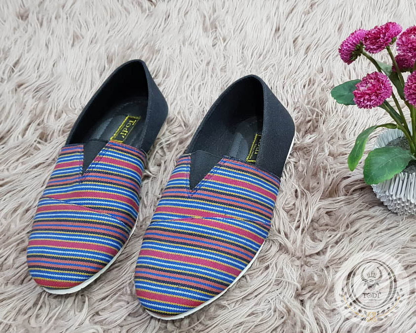 SlipOn Toraja Shoes - Weaving Lurik Paramba'