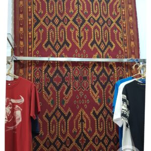 Toraja Ikat Bedcover Blanket 120cm - Tobo Alang (red color) Toraja Ikat Bedcover Blanket 120cm - Tobo Alang (red color)