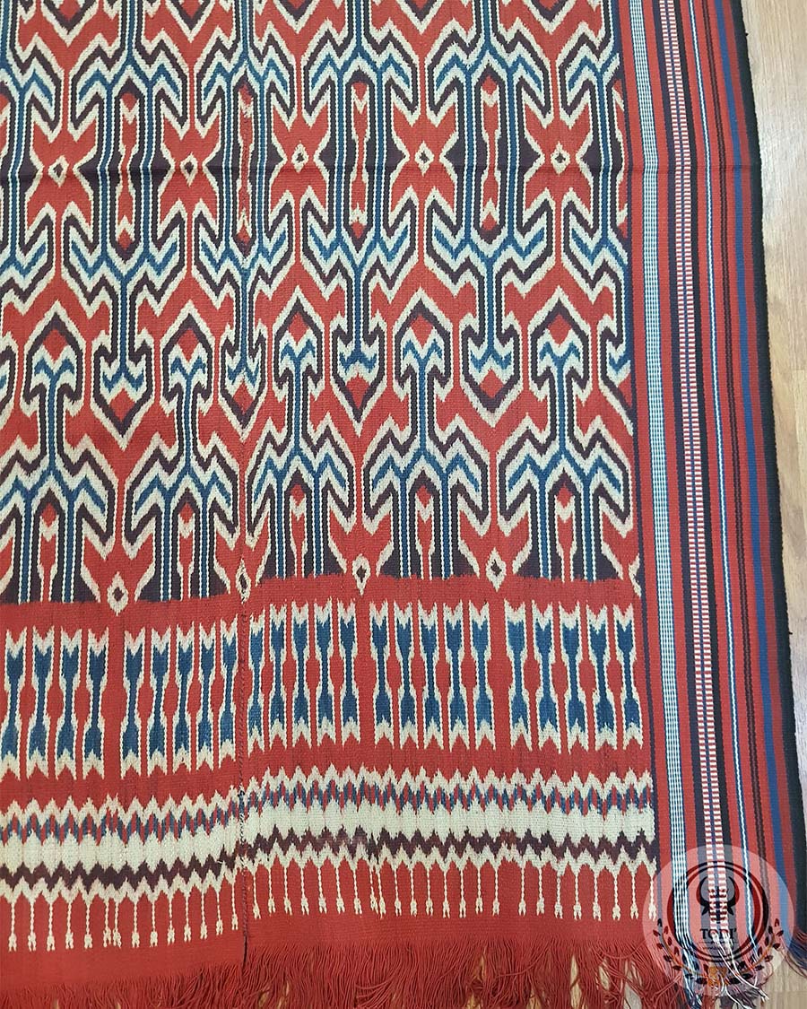 Traditional Ikat Sekomandi - Ulukarua Barinni (110cm x 176cm)