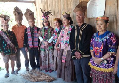 the craftsmen of traditional clothes made of bark