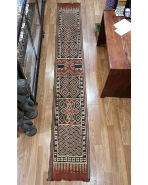 Traditional Ikat Sekomandi