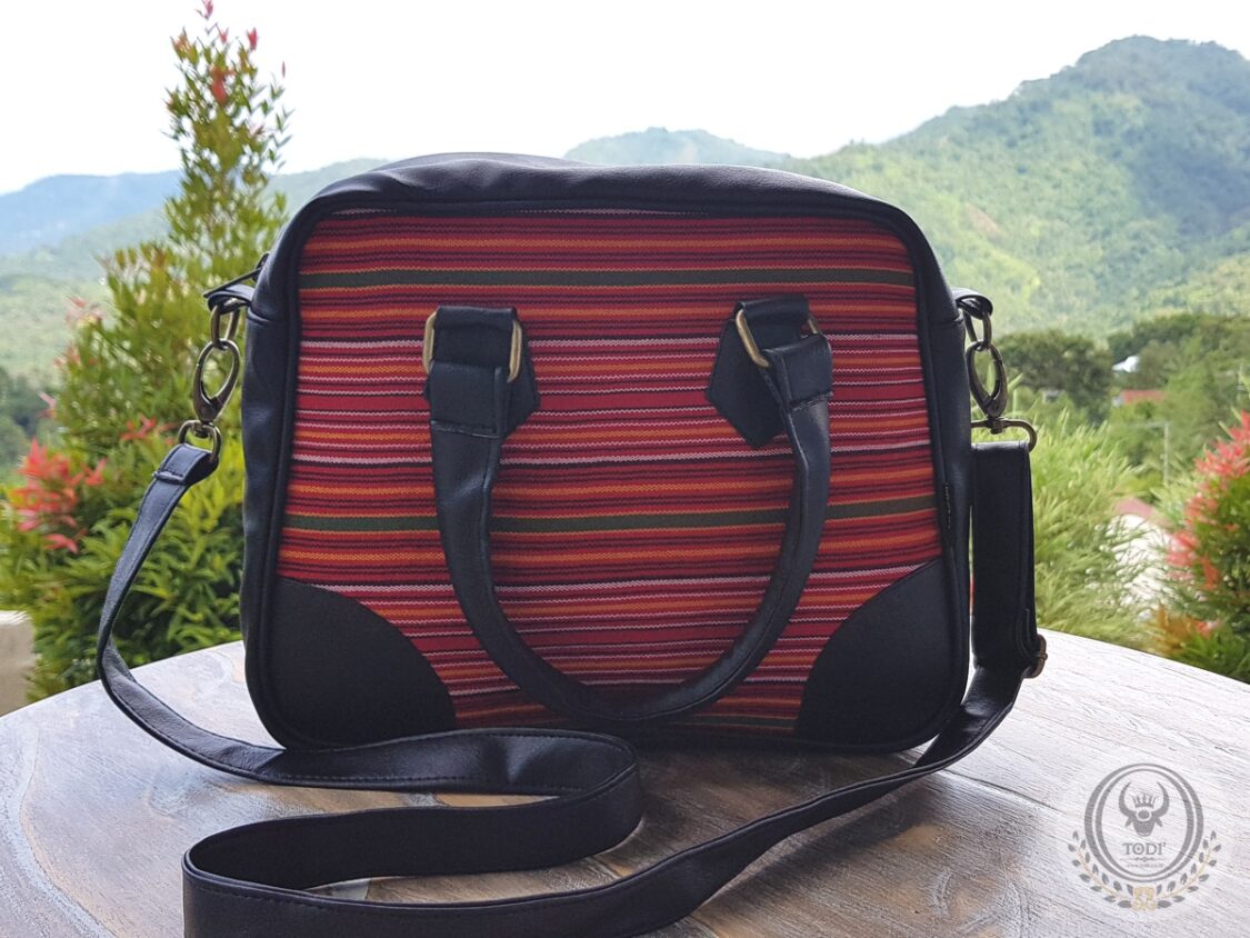 Toraja Weaving Sling Bag (Red Paramba' Color)