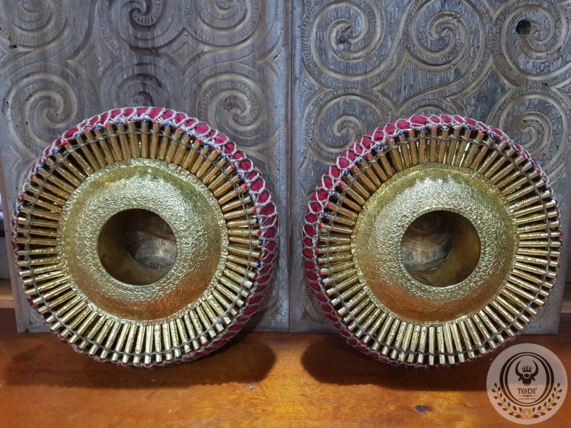 Lola Toraja Mamasa -Traditional Jewelry (Diameter 25cm) Lola Toraja Mamasa -Traditional Jewelry (Diameter 25cm)