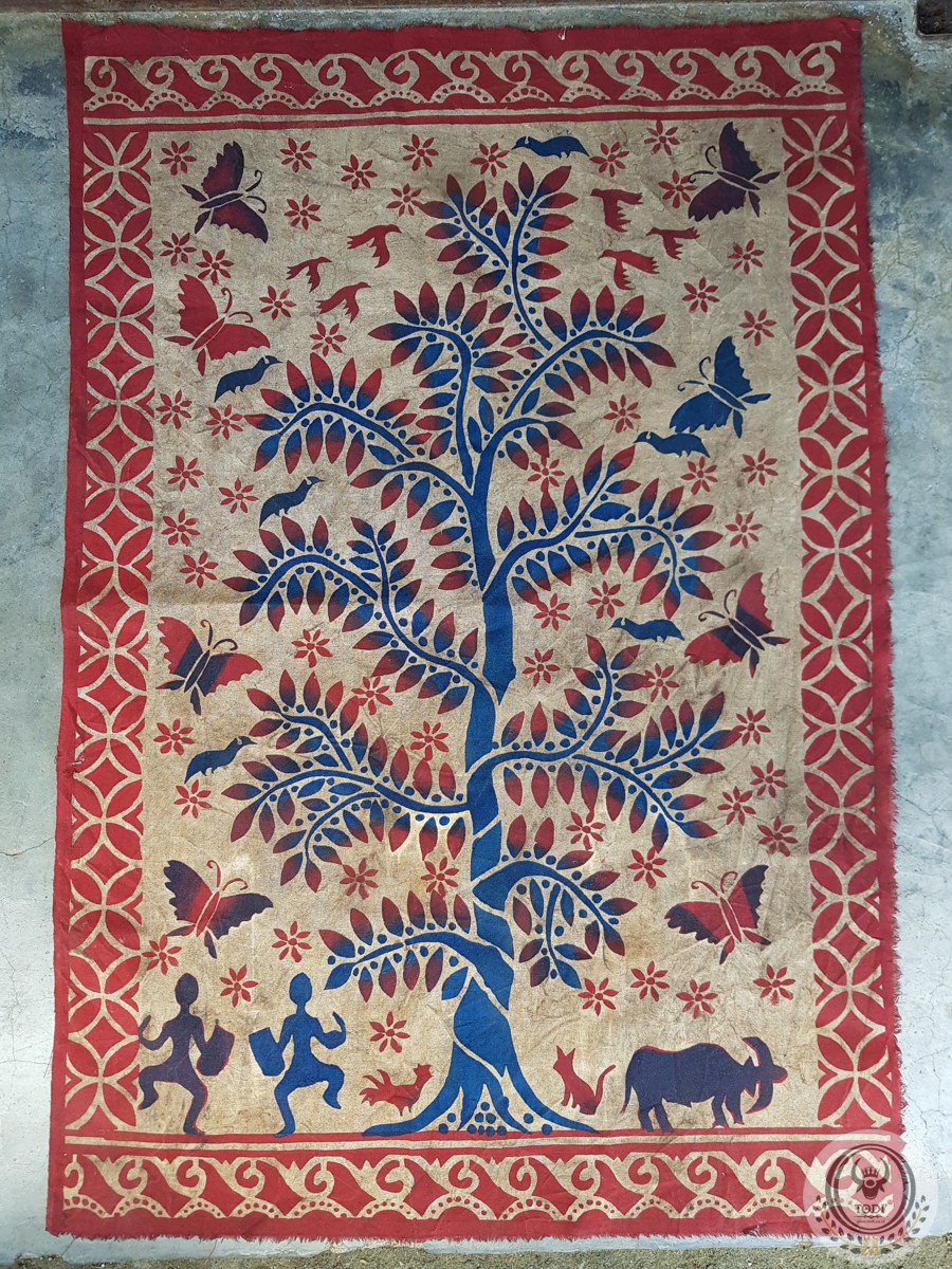 Authentic Toraja Tree of Life Textile - Pa’Tumbuk Methode (60cm x 90cm) Authentic Toraja Tree of Life Textile - Pa’Tumbuk Methode (60cm x 90cm)