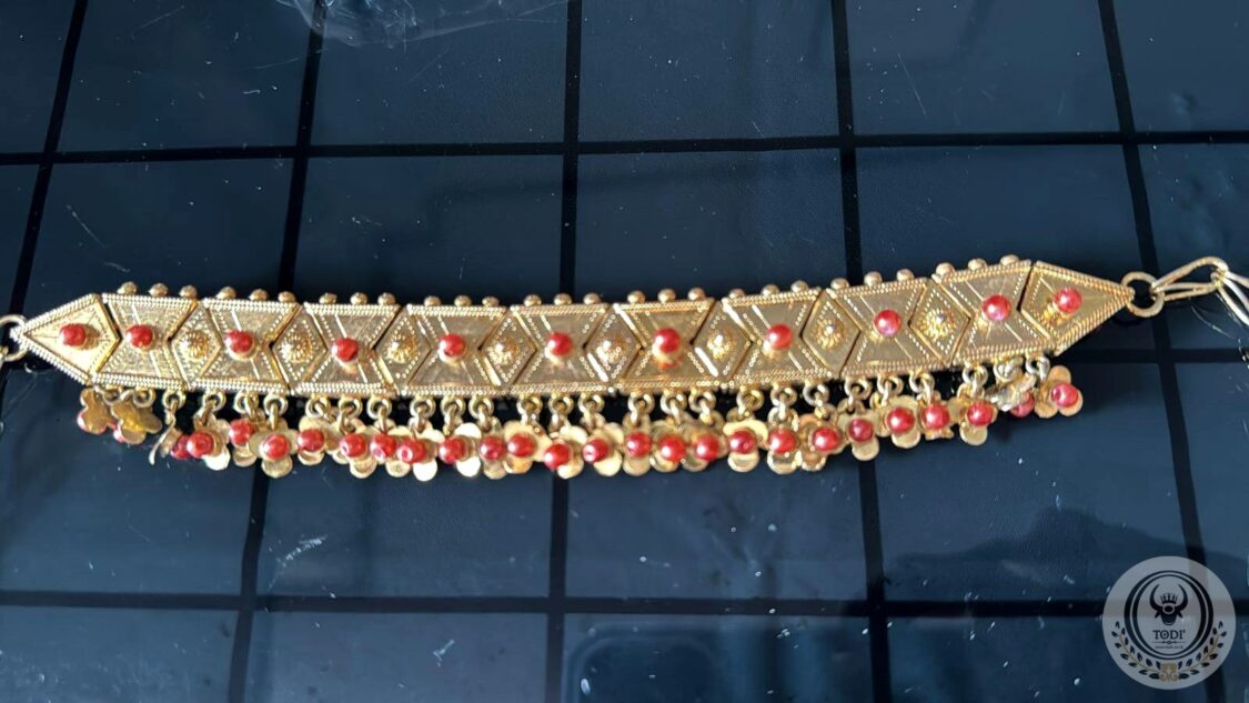 Mastura Toraja, Traditional Necklace for Toraja Brides Mastura Toraja, Traditional Necklace for Toraja Brides