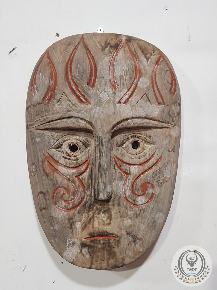 Toraja Hand Carved Ethnic Wall Mask Toraja Hand Carved Ethnic Wall Mask