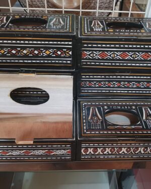 Toraja Wood Tissue Box Carving