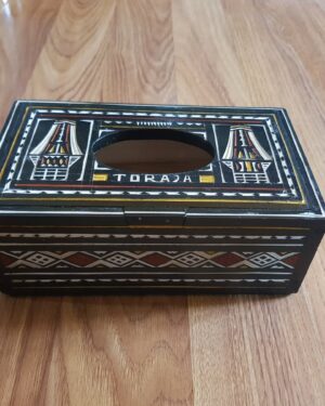 Toraja Wood Tissue Box Carving