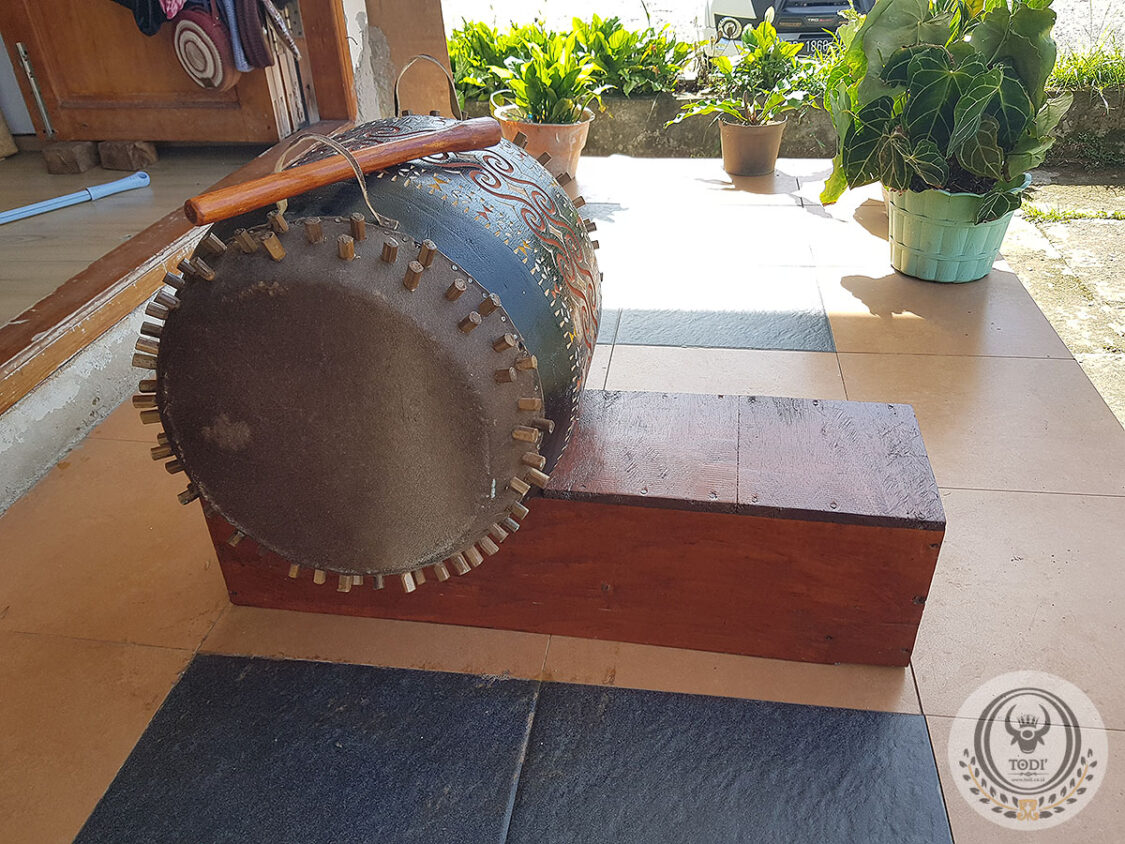 Authentic Toraja Traditional Drum - Medium Size Authentic Toraja Traditional Drum - Medium Size