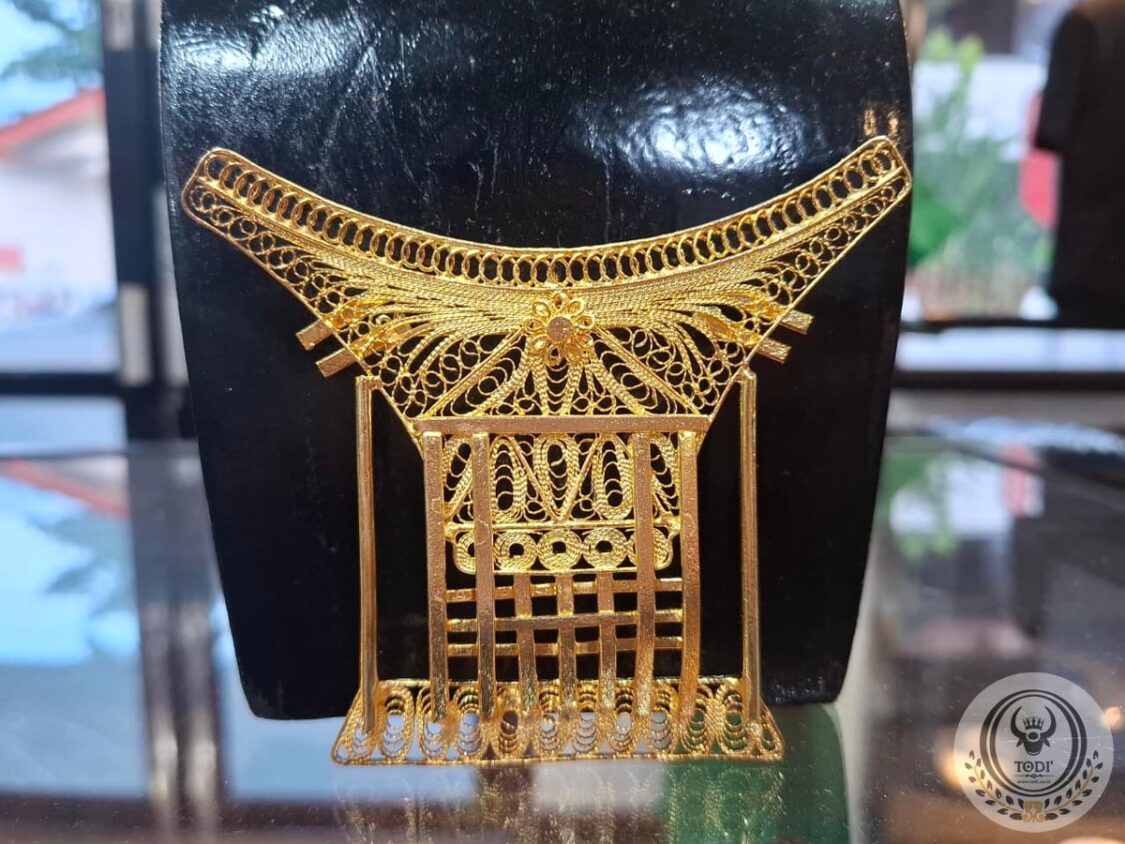 Ethnic Mini Toraja House Brooch - Jumbo Size