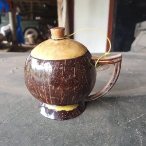 Gelas Cangkir Batok Kelapa dengan Tutup