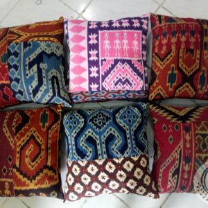 Handwoven Ikat Pillow Cover (2)