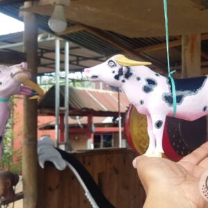 Miniature Toraja Albino Buffalo (Saleko) Statue (20cm) Miniature Toraja Albino Buffalo (Saleko) Statue (20cm)