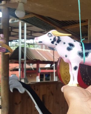 Miniature Toraja Albino Buffalo (Saleko) Statue (20cm)