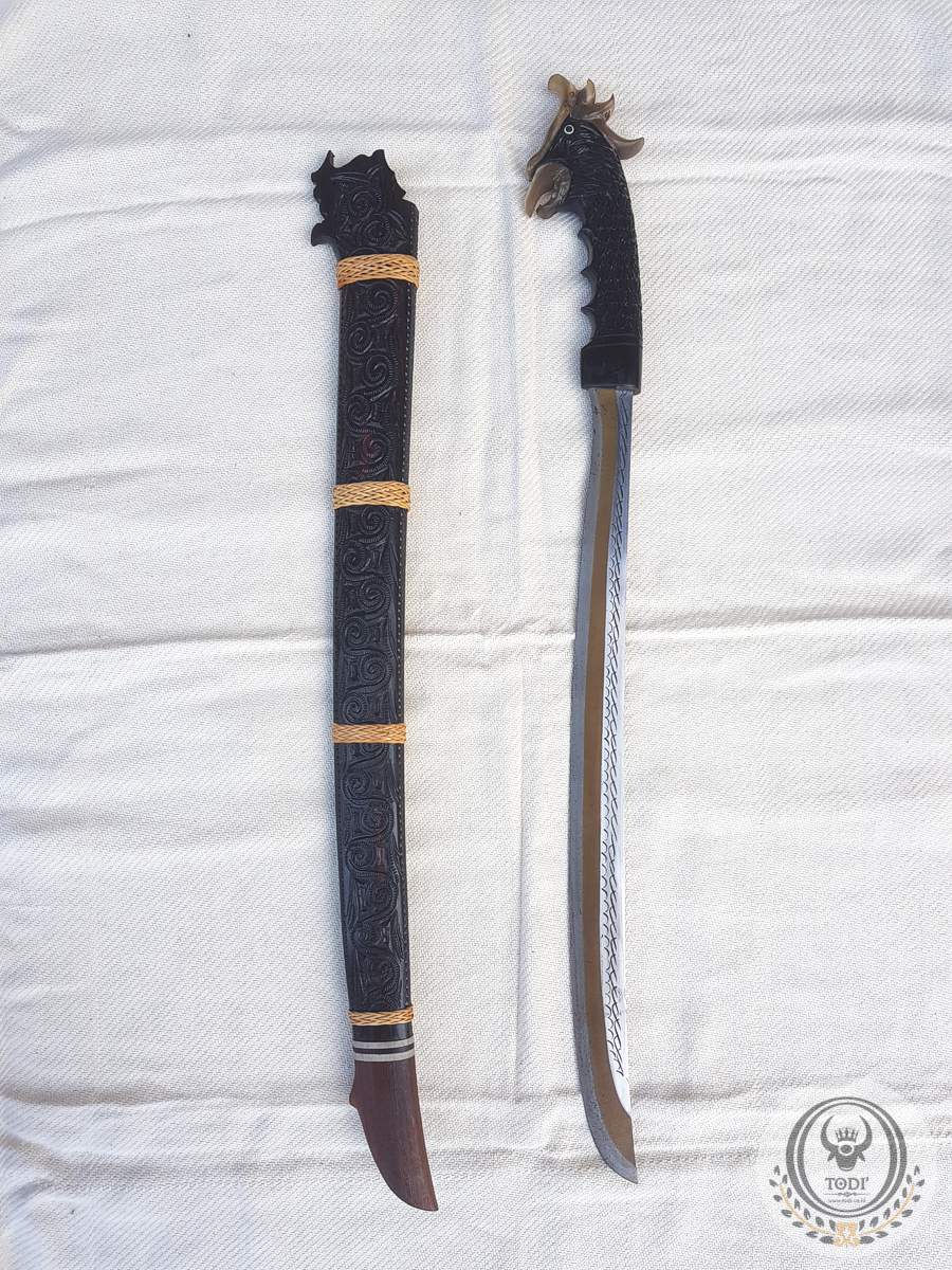 Long Toraja Machete - Rooster Head Horn Handle & Ebony Wood Sheath