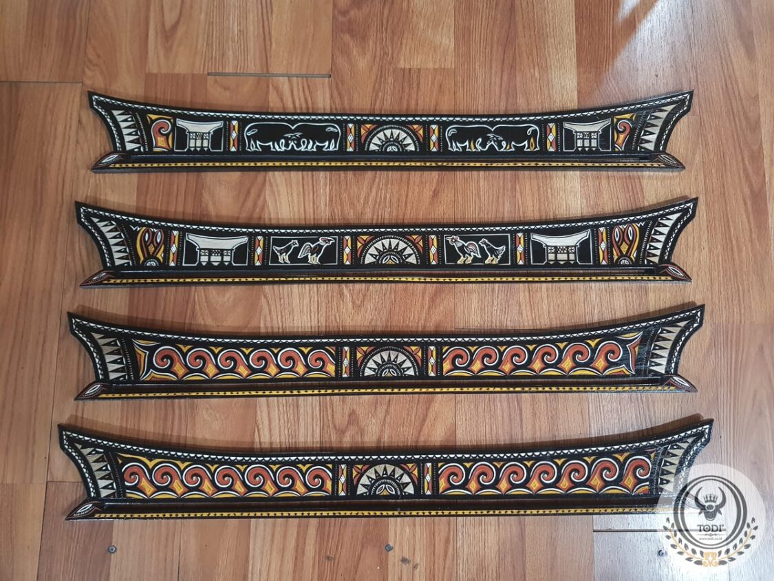 Toraja Carved Wood Textile Hanger (50cm)