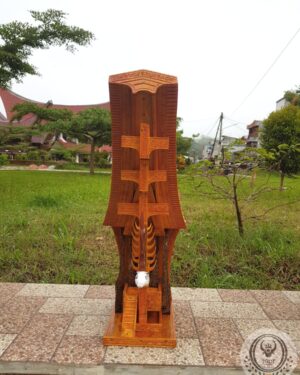 Miniature Toraja Tongkonan House – Wall Hanging (Height 45cm)