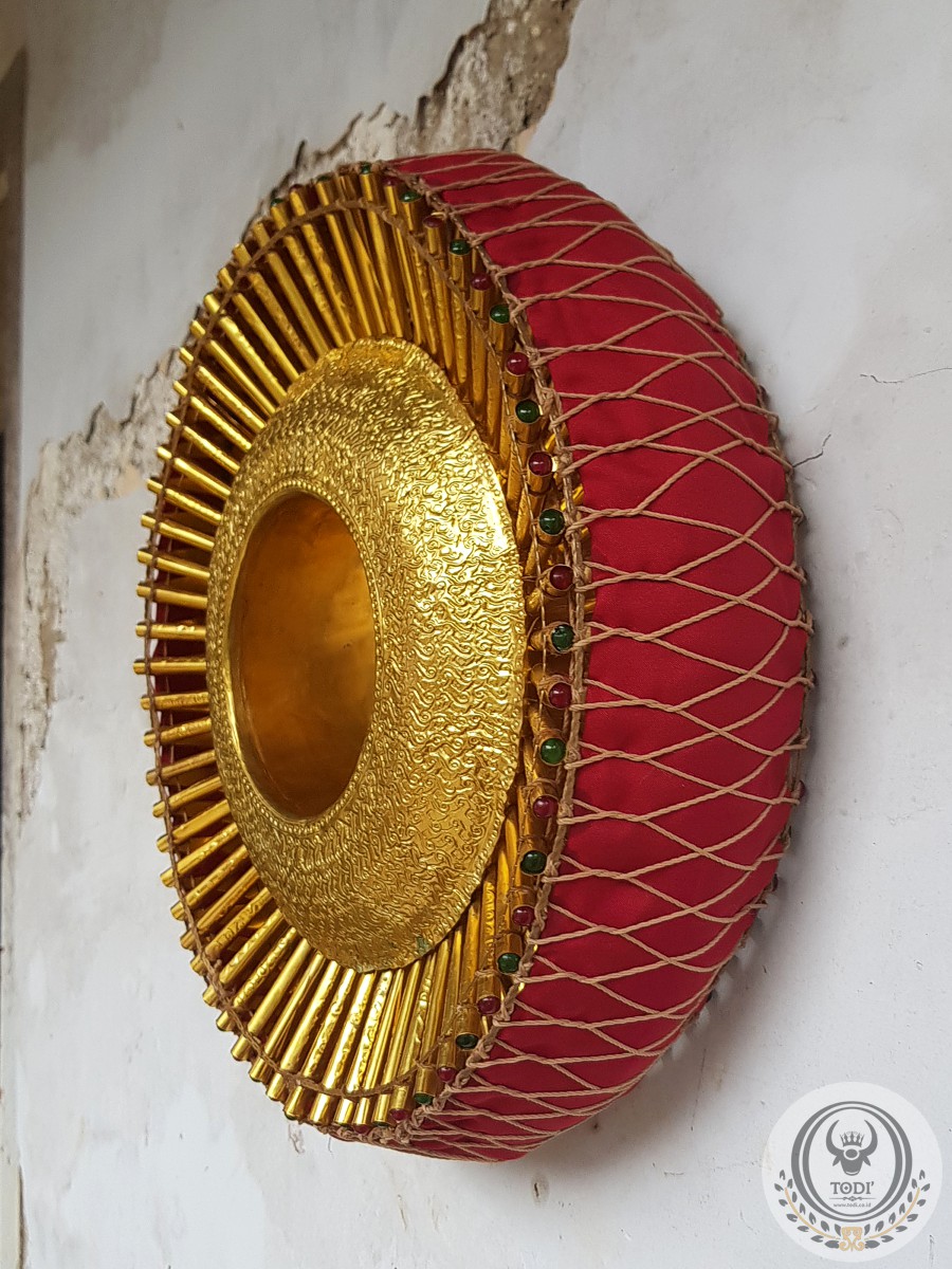 Lola Toraja Mamasa - Traditional Jewelry (Diameter 30cm) Lola Toraja Mamasa - Traditional Jewelry (Diameter 30cm)