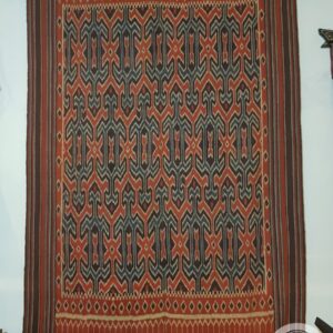 Traditional Ikat Sekomandi - Ulukarua Barinni with Hand-spun Cotton (140cm x 220cm) (1) Traditional Ikat Sekomandi - Ulukarua Barinni with Hand-spun Cotton (140cm x 220cm) (1)