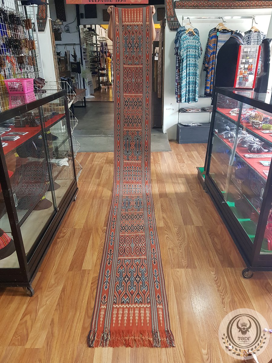 Sekomandi Sambo Tanete (Pori Lonjong) - Natural Dye Ikat Weaving (47x 430cm)