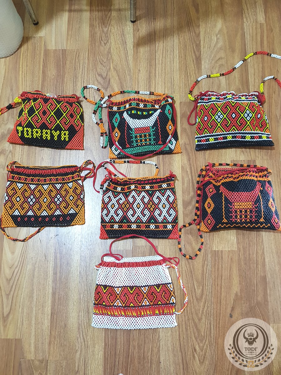 Sepu' Traditonal Toraja's Bag - Full Beads