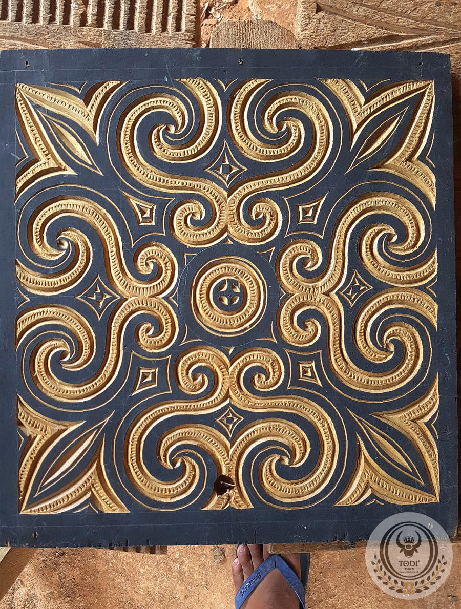 Toraja Tongkonan House Carving Wall Decoration. Size: 35cm x 35cm